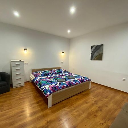 Vanessa Apartments Besenova Ngoại thất bức ảnh
